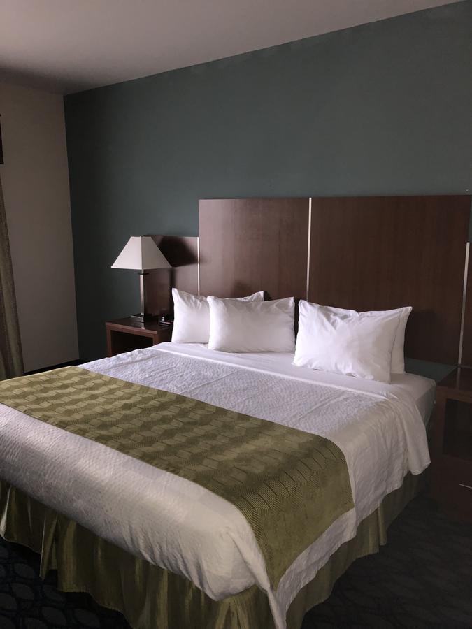 Countryview Inn & Suites Robinson 外观 照片
