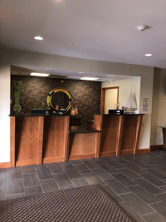 Countryview Inn & Suites Robinson 外观 照片