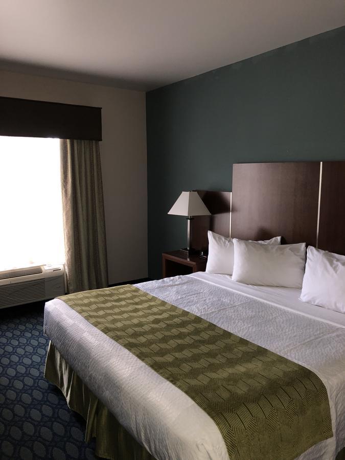 Countryview Inn & Suites Robinson 外观 照片