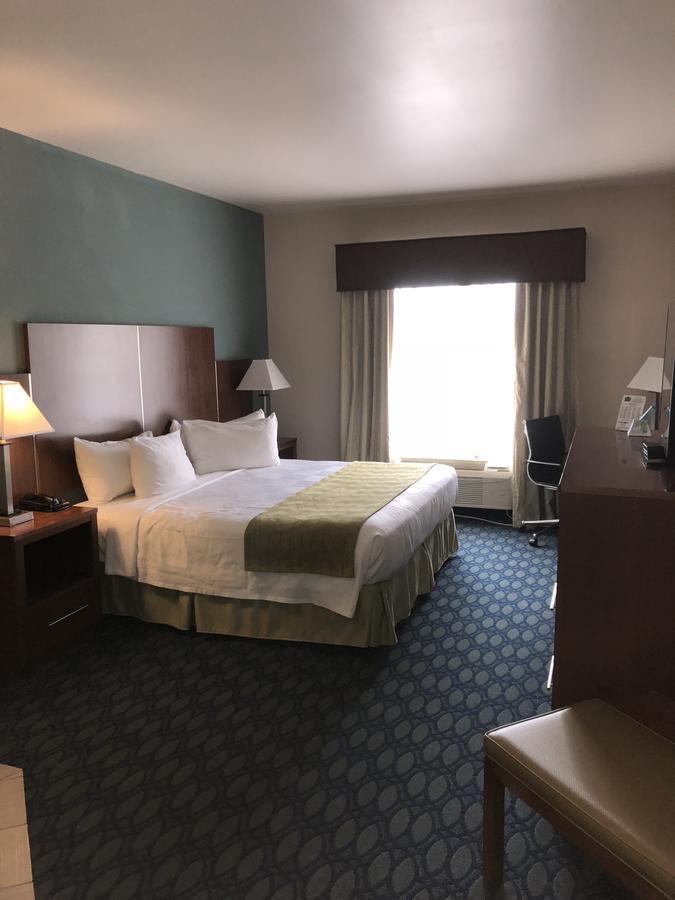 Countryview Inn & Suites Robinson 外观 照片
