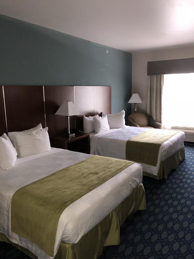 Countryview Inn & Suites Robinson 外观 照片