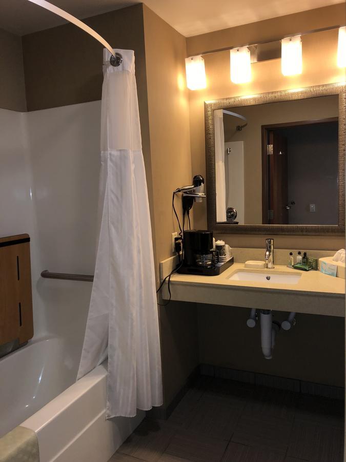 Countryview Inn & Suites Robinson 外观 照片