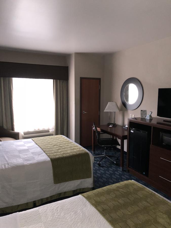 Countryview Inn & Suites Robinson 外观 照片