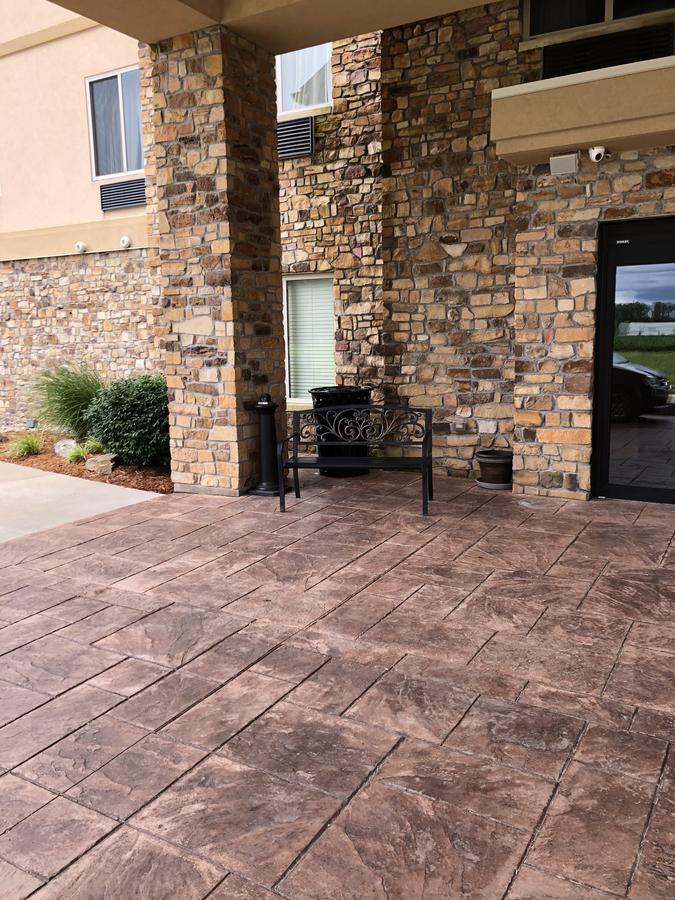 Countryview Inn & Suites Robinson 外观 照片