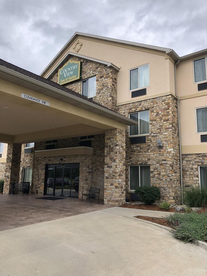Countryview Inn & Suites Robinson 外观 照片
