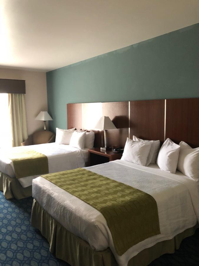 Countryview Inn & Suites Robinson 外观 照片