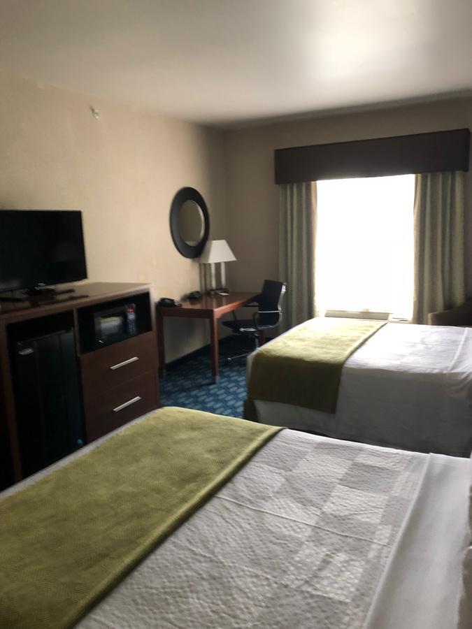 Countryview Inn & Suites Robinson 外观 照片