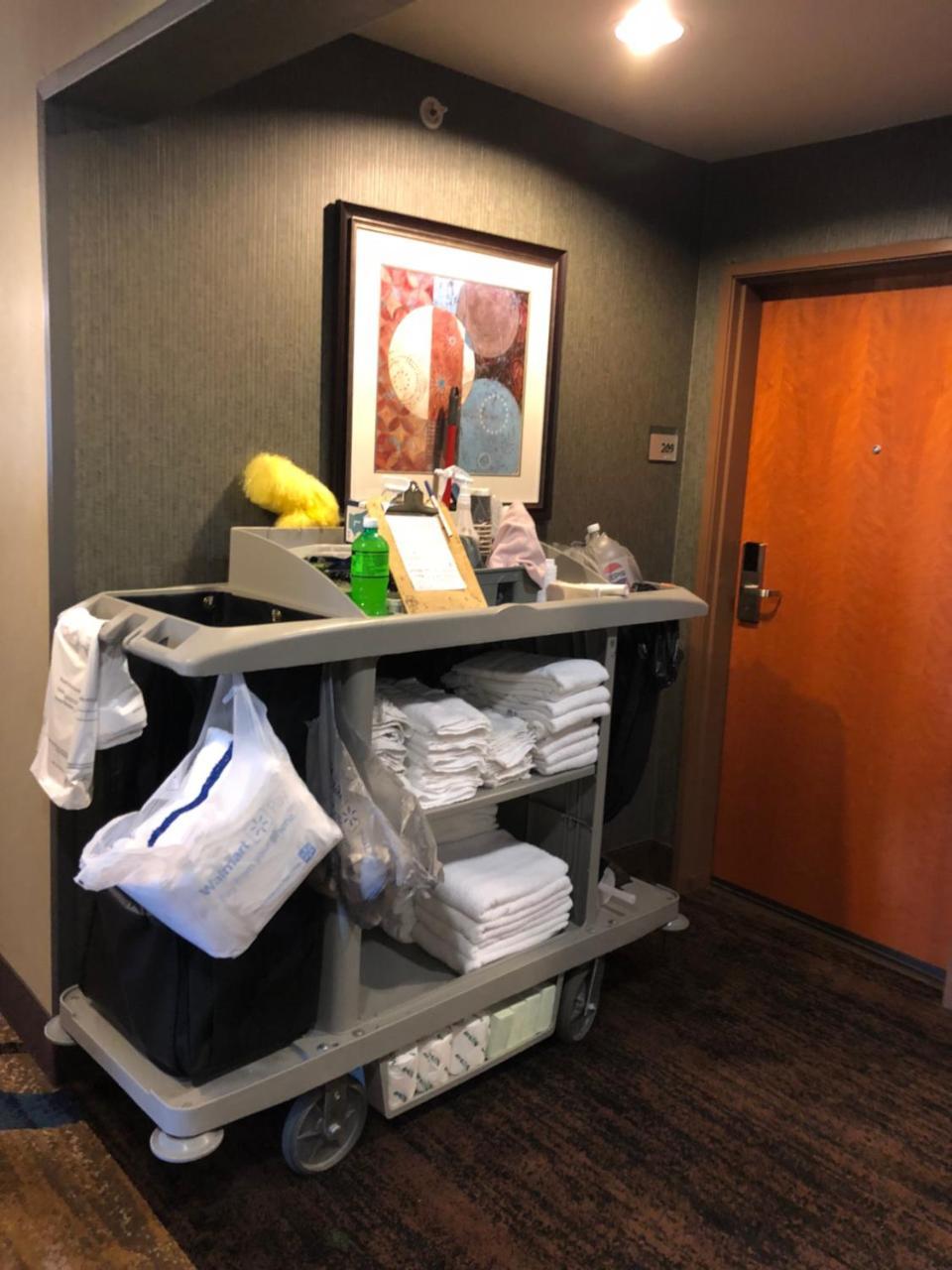 Countryview Inn & Suites Robinson 外观 照片